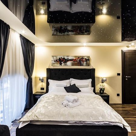 Madison Inn Suites - Wilson'S Square Beograd Eksteriør bilde