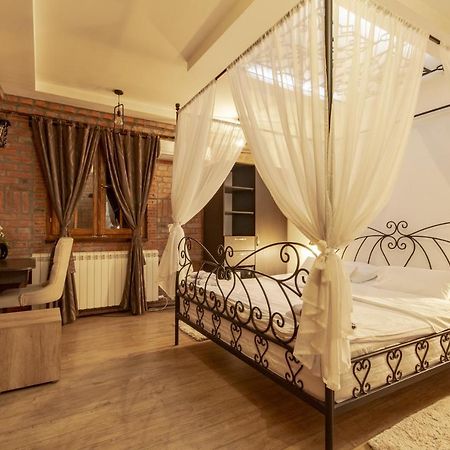 Madison Inn Suites - Wilson'S Square Beograd Eksteriør bilde