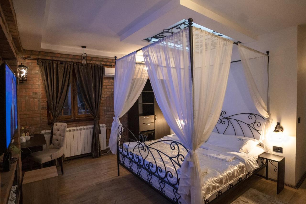 Madison Inn Suites - Wilson'S Square Beograd Eksteriør bilde